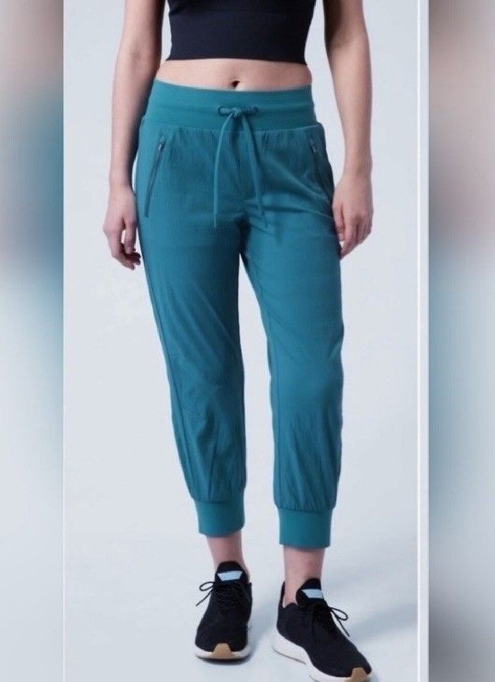 Athleta Trekki North Jogger Sz 4 Outdoor Hiking